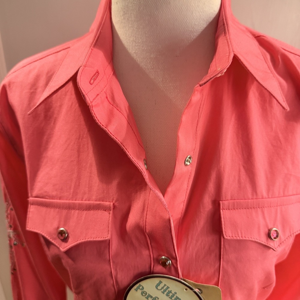 NWT Wrangler Womens M Rodeo Cowgirl Shirt Pink Rhinestones Ultimate Performance - Picture 6 of 9